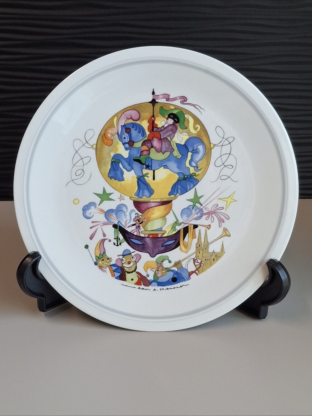 1980's Villeroy and Boch Le Ballon 8" Carnival Plate Made in Luxembourg